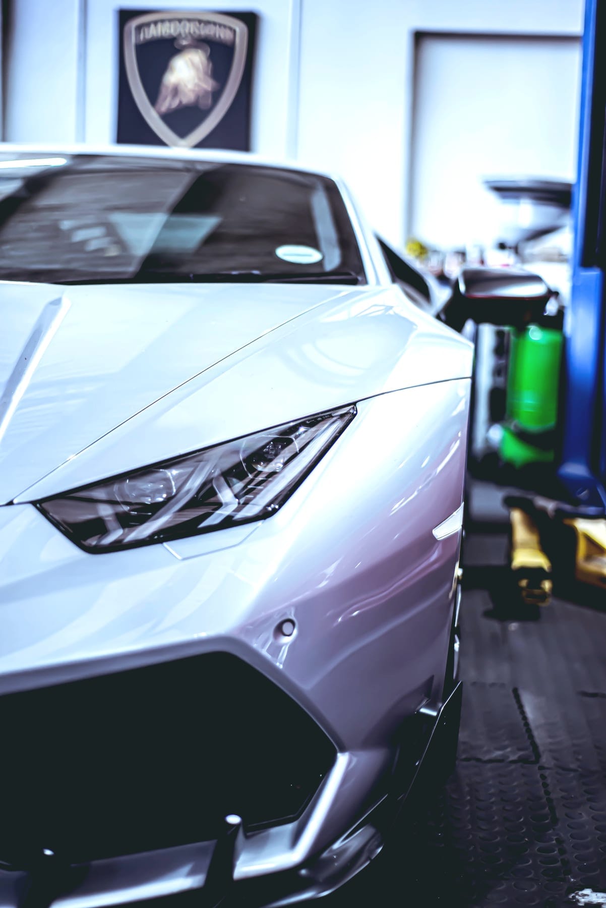 Silver Lamborghini Huracán nose in the workshop